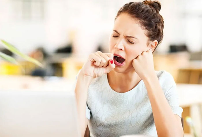 Picture 3 of Why does sleep loss make our eyes itchy?