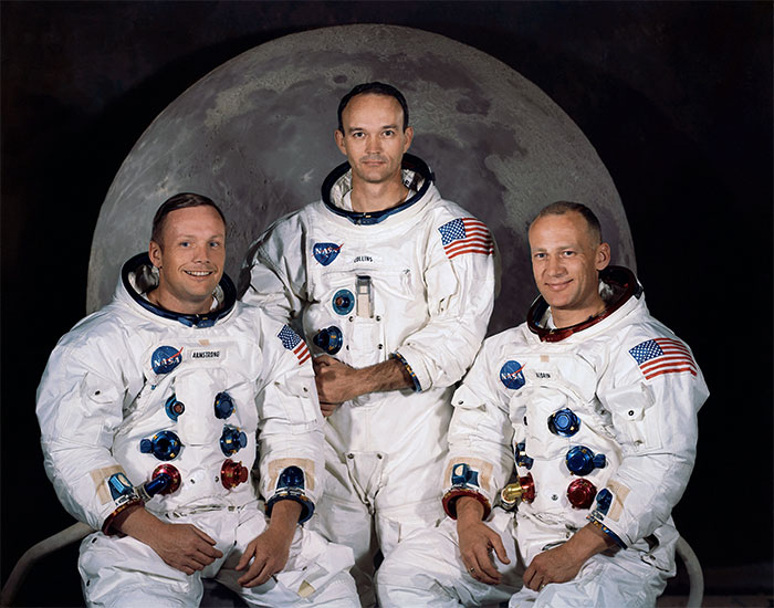 Picture 3 of Why humans are always trying to explore the Moon.