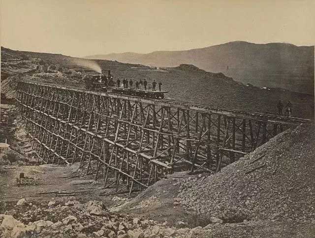 Picture 3 of Why is the railroad system in the United States so backward than in many other countries?