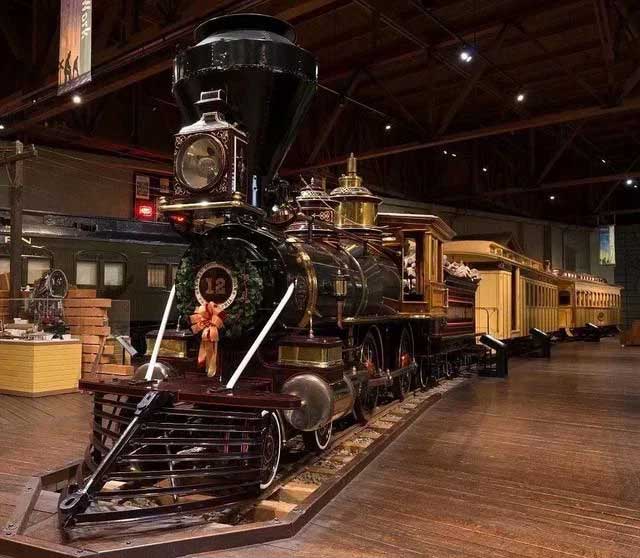 Picture 5 of Why is the railroad system in the United States so backward than in many other countries?