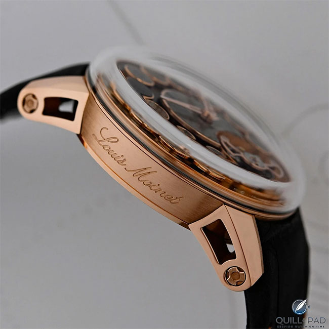 Picture 4 of Without diamonds or gemstones, this watch still costs nearly 6 billion VND, listed in Guinness for its unique record