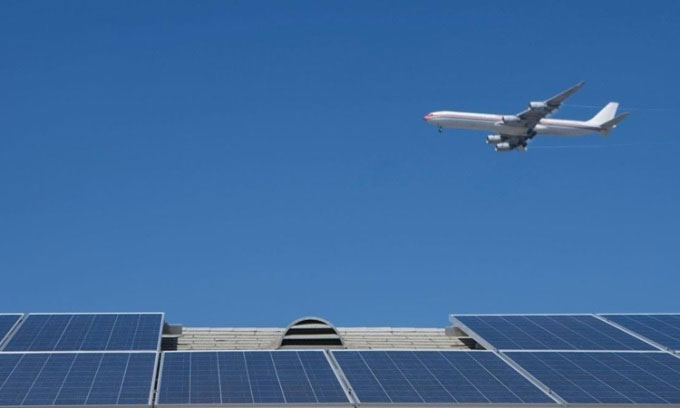 Picture 1 of World's largest rooftop solar system