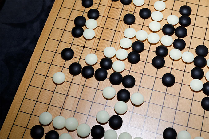 Picture 3 of World's leading artificial intelligence outsmarted in Go with just a 'trivial trick'