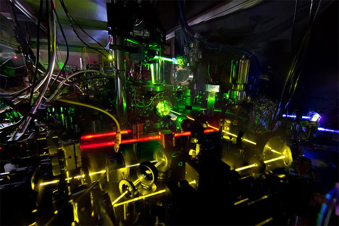 Picture 1 of World's most stable atomic clock with 'zero downtime'