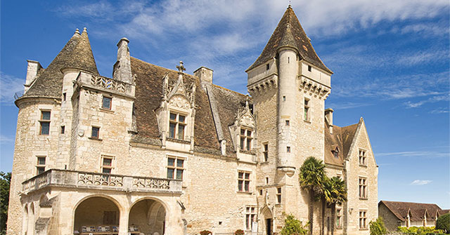 12 mysterious mummies revealed next to famous French castle