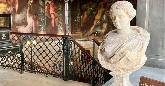 1,800-year-old Roman statue discovered in the parking lot