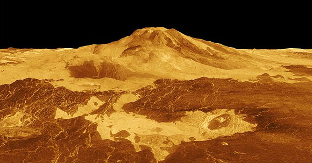 30 years ago NASA accidentally captured another 'living' planet?
