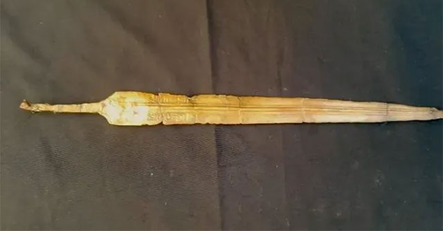 3,200-year-old sword engraved with 'Ramesses II' found