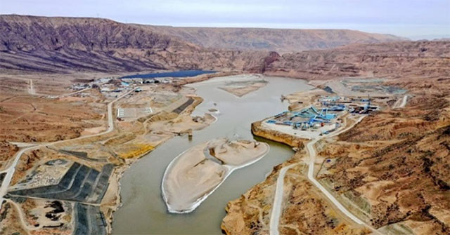 3D printed 180 m high hydroelectric dam on the Tibetan plateau