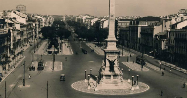 A series of rare photos of famous cities in the world decades ago