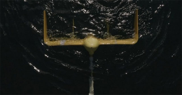 Airplane-like turbine design produces electricity from ocean currents