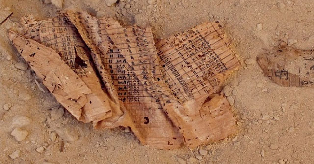 Ancient Diaries Reveal the Construction of the Great Pyramid of Giza