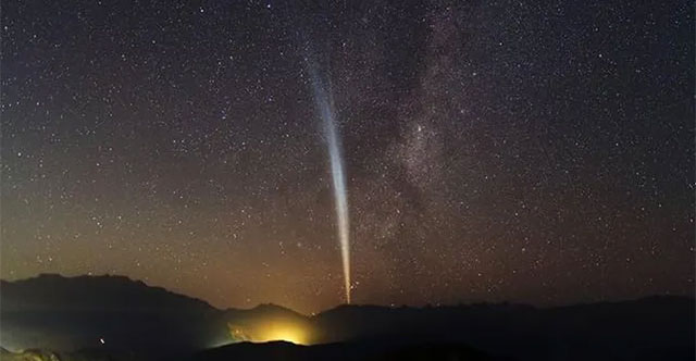 Another comet is about to shine brighter than Venus in the sky
