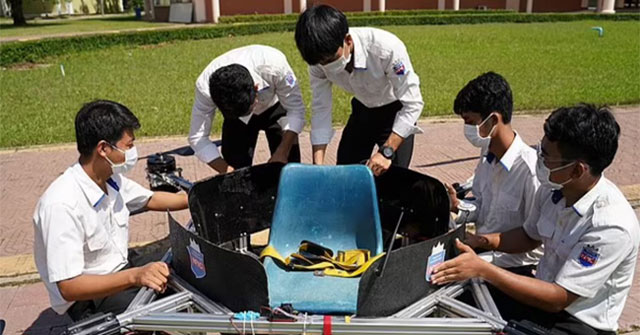 Cambodian students transform school seats into convenient flying devices