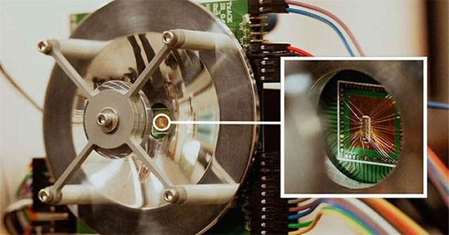 Camera detects objects in low visibility conditions