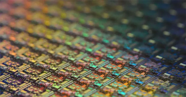 China just created the world's smallest transistor gate chip