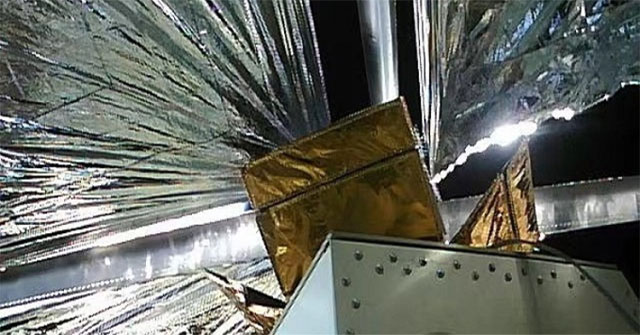 China successfully opened the sail to recover missiles in orbit