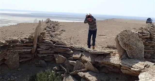 Decoding the 'desert kite' on the Ustyurt plateau