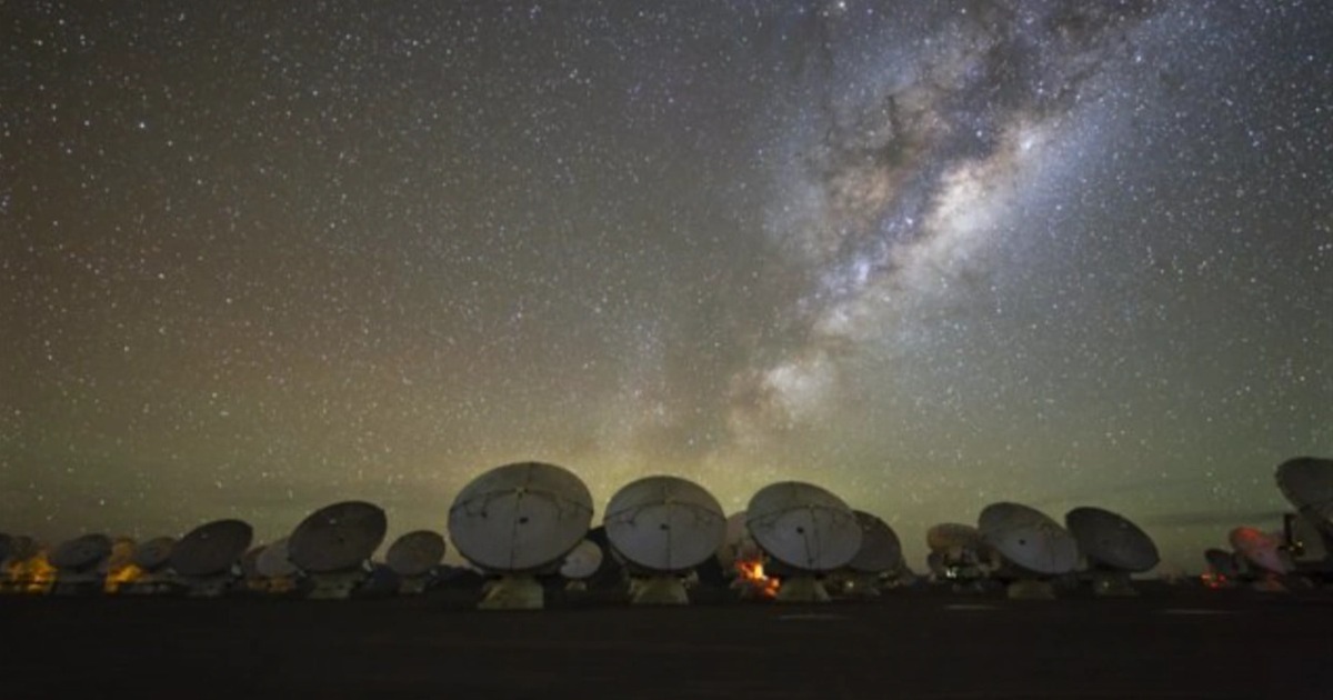 Detect signs of water in the most distant galaxy ever