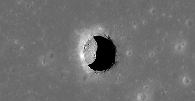 Detecting a moon crater with a temperature suitable for living people