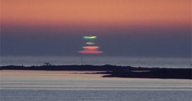 Discover the ghostly green lightning phenomenon