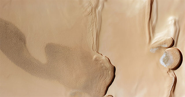 Europe's Mars Express spacecraft captured images of 'shocks' on Mars