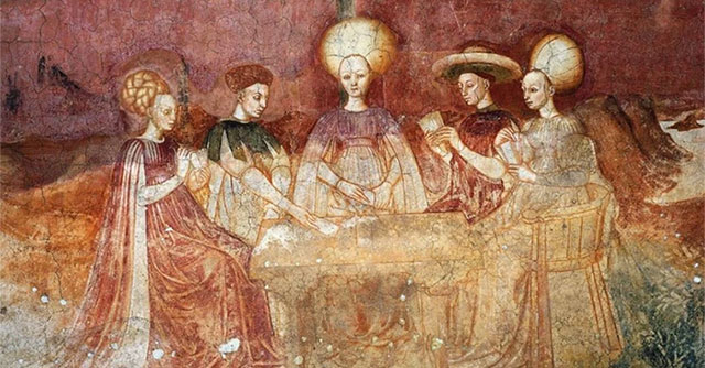 Exciting past reflected in tarot cards that 'prophesy' the future