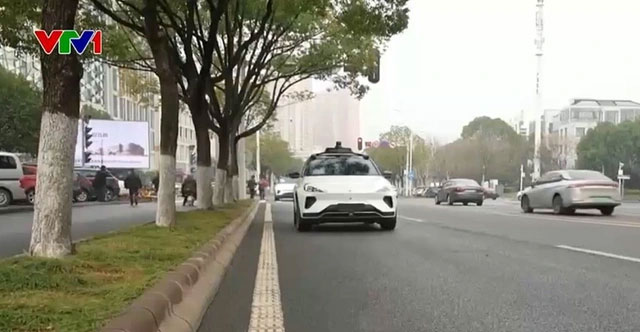 Experience self-driving taxis in Beijing, China