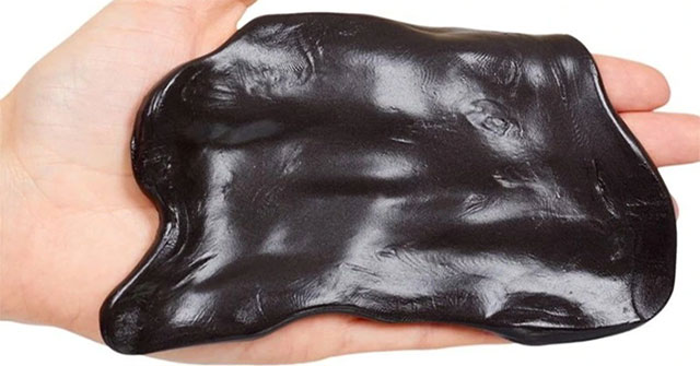 Experimenting with a robot with a slime-like appearance