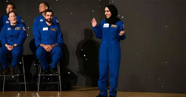 First Arab female astronaut to graduate from NASA training course
