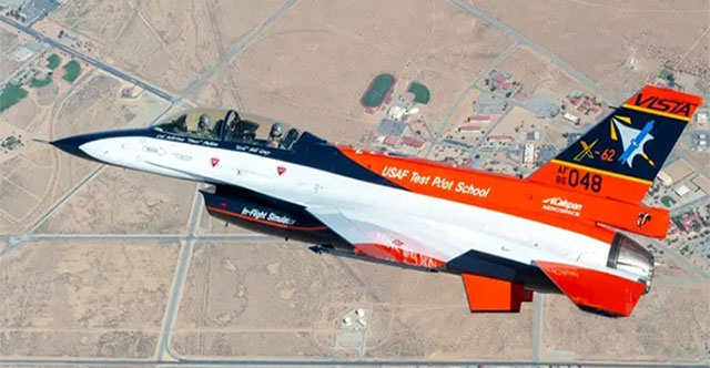 Footage of the first battle between AI and pilots
