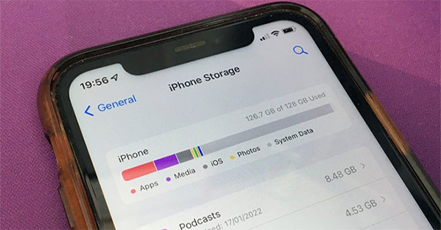 Free up iPhone space simply and quickly