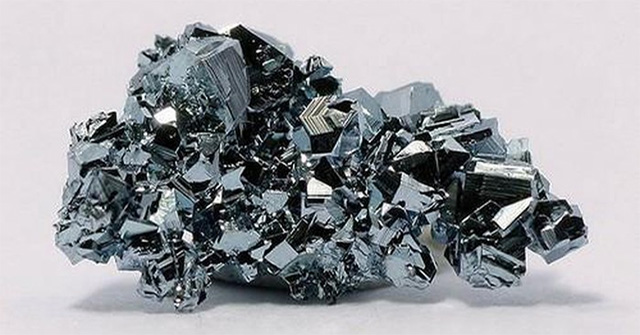 Fusion of 8 precious metals into alloys: A new future for hydrogen fuel cells