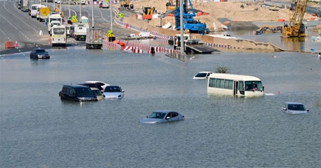 How does climate change fuel extreme weather?