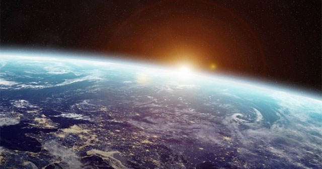 How heavy is the Earth's atmosphere?