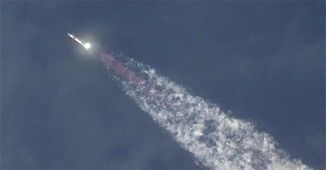 How loud is the noise from billionaire Elon Musk's rocket launch?