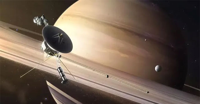 How was a spacecraft 25 billion kilometers from Earth 'resurrected'?