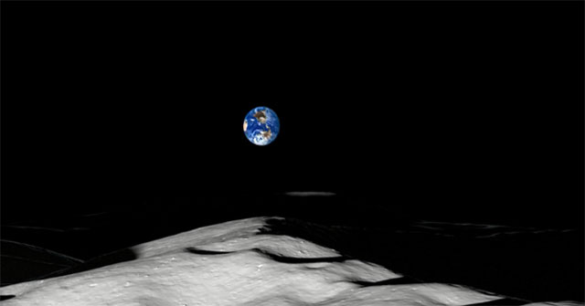 Image of the Earth seen from the Moon's south pole