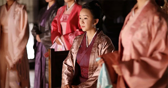 In ancient times, besides giving birth to children to continue the family line, 'concubines' also had another function: How sad for future generations!