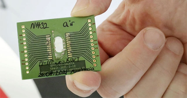 Invention of glass that can generate electric current