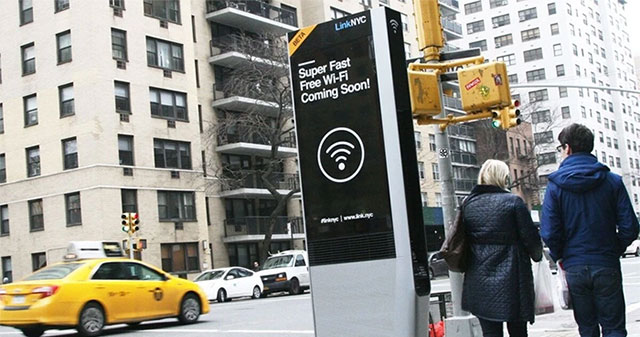 Is public Wi-Fi less secure?