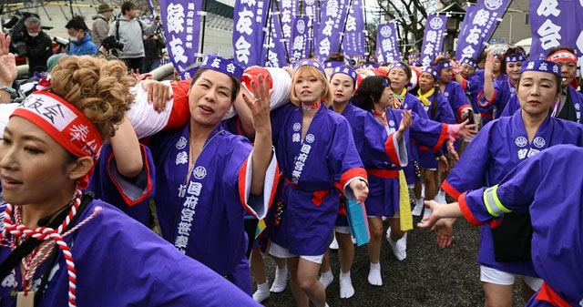 Japanese people carry DNA from 3 different human species