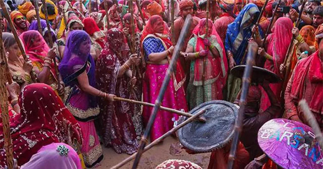 Lathmar Holi Festival - Where women can freely beat men with sticks