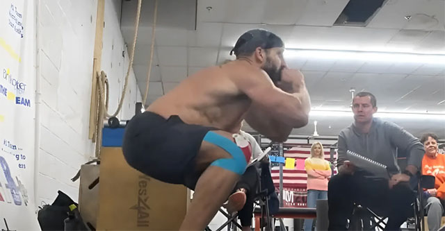 Man sets world record by squatting 26,000 times in 24 hours