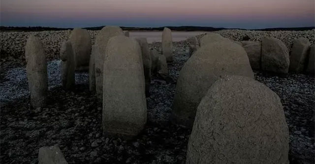 Mysterious 7,000-year-old 'astronomical observatory' manifests itself in Spain