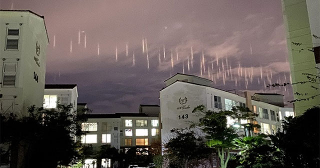 Mysterious light pillar hovers over Jeju Island