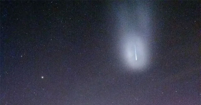 Mysterious objects appear in the skies of Ukraine, America and Europe