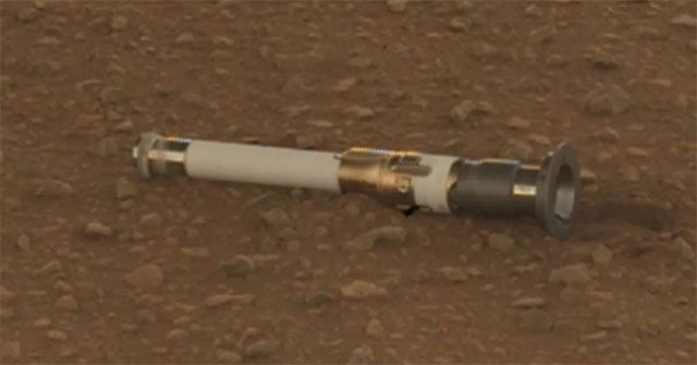 NASA Announces Strange Object on Mars: Contains Alien Life?