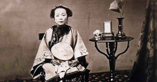 Noble women of the Qing Dynasty through an American lens