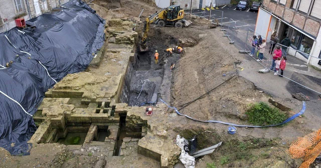 Renovating a hotel, discovering a 600-year-old castle buried underground in France